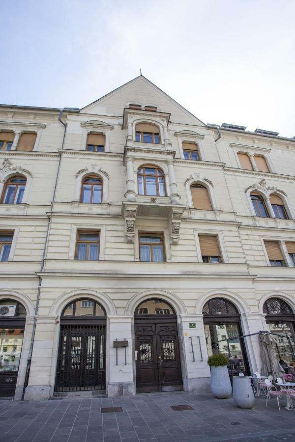 Filip'S Palace Luxurious Apartment 류블랴나 외부 사진