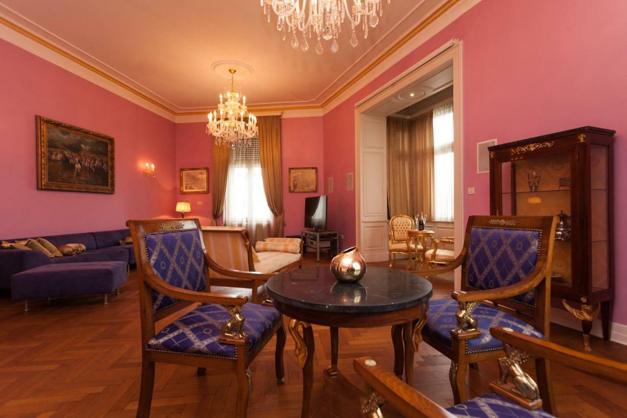 Filip'S Palace Luxurious Apartment 류블랴나 외부 사진