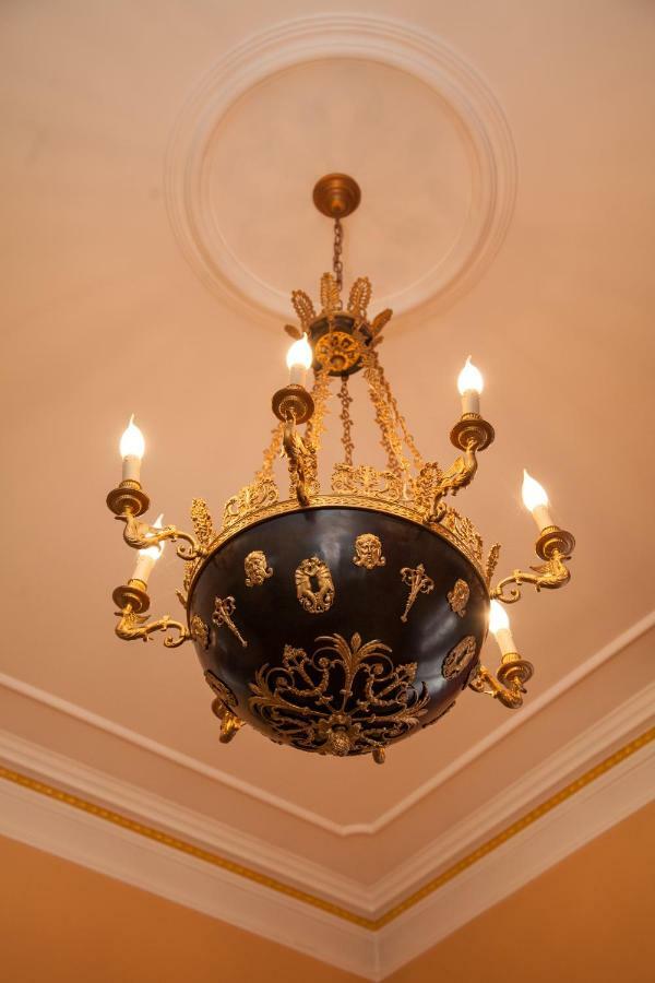 Filip'S Palace Luxurious Apartment 류블랴나 외부 사진