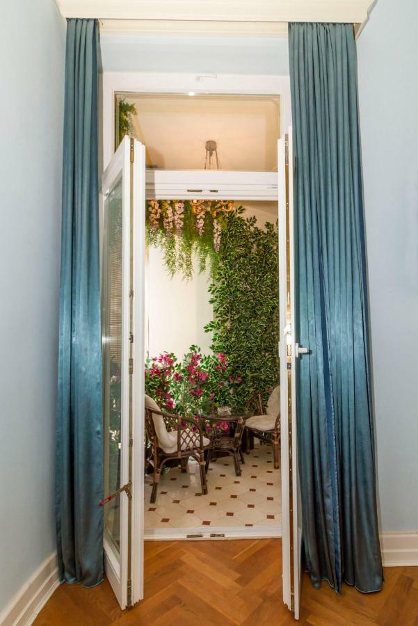 Filip'S Palace Luxurious Apartment 류블랴나 외부 사진