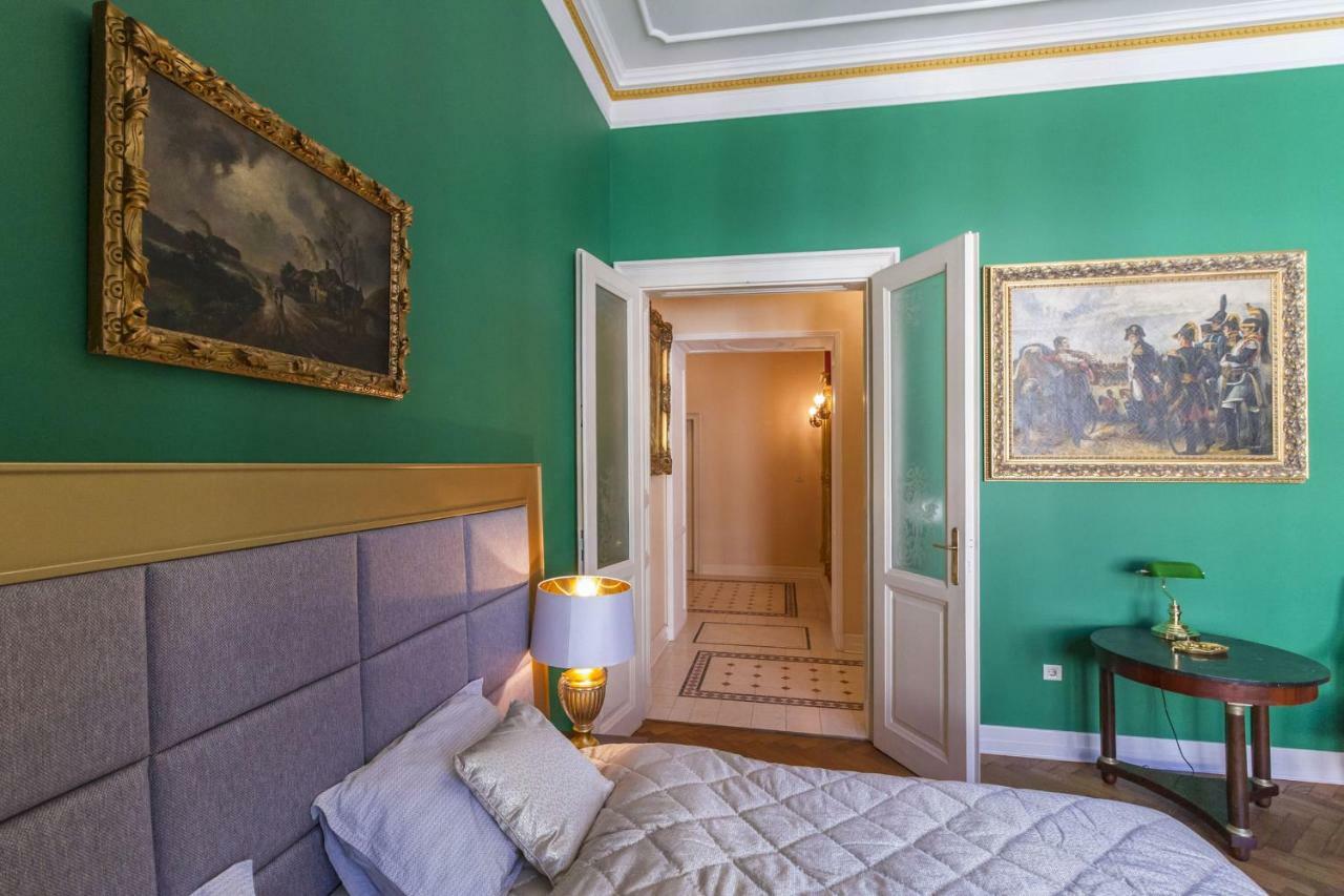 Filip'S Palace Luxurious Apartment 류블랴나 외부 사진