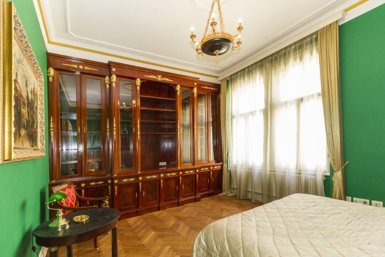 Filip'S Palace Luxurious Apartment 류블랴나 외부 사진