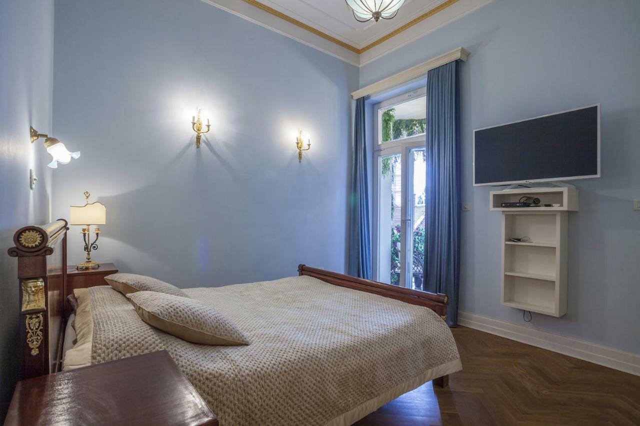Filip'S Palace Luxurious Apartment 류블랴나 외부 사진